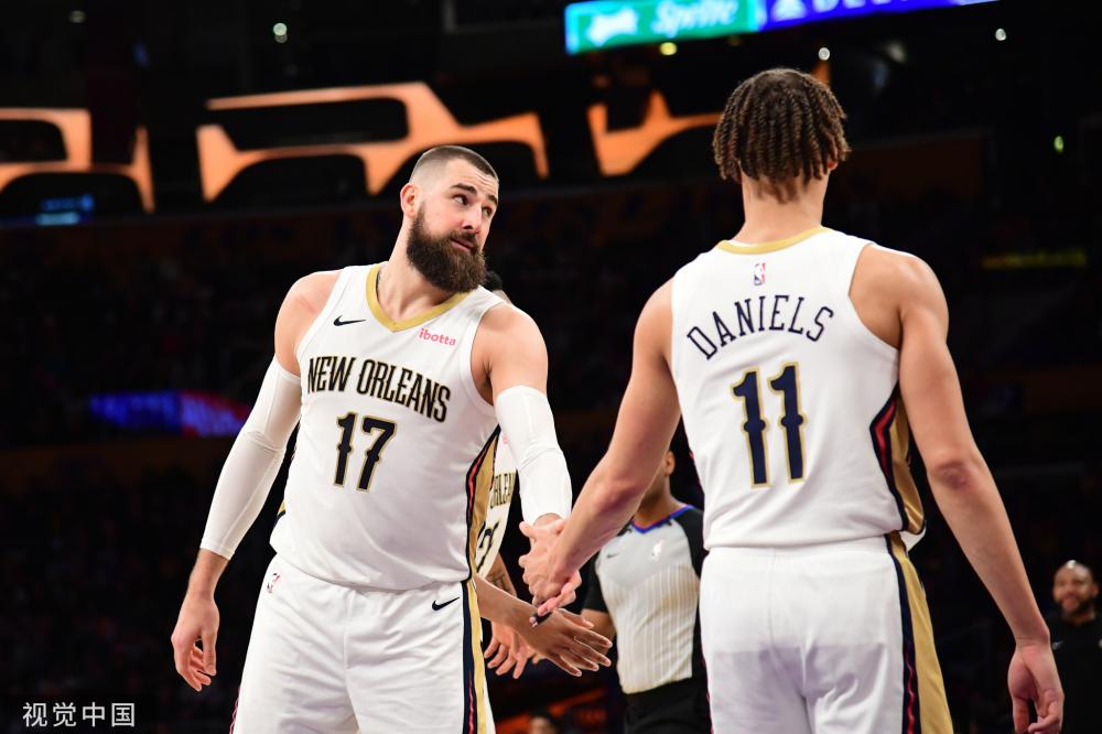 他分享了自 他分享了自