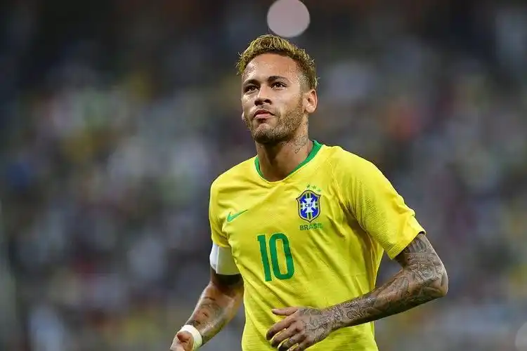 缘随马赛出 缘随马赛出