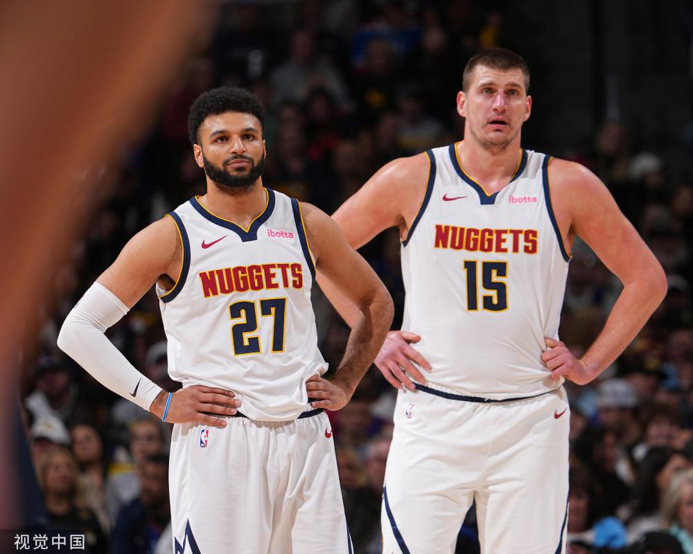 更反映了球 更反映了球